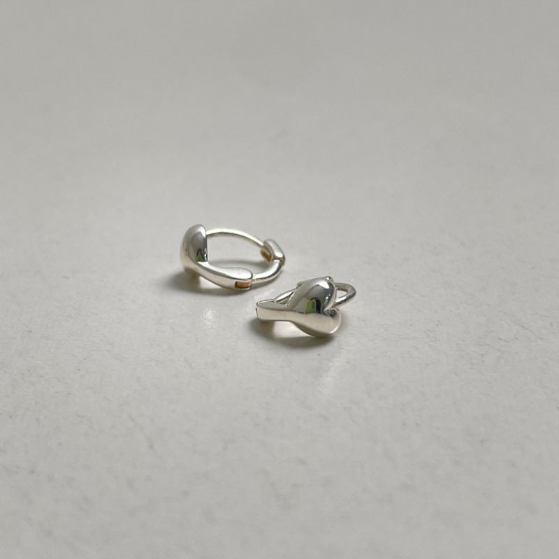 シルバー ハート ワンタッチ ピアス / SILVER HEART ONE TOUCH EARRINGS