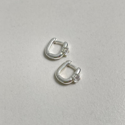 シルバー オーバル ポイント ワンタッチ ピアス / SILVER OVAL POINT ONE TOUCH EARRINGS