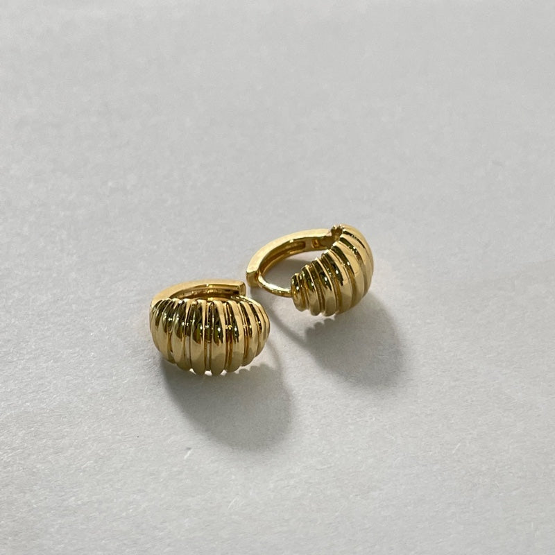 ストライプ ボリューム ワンタッチ ピアス / STRIPE VOLUME ONE TOUCH EARRINGS