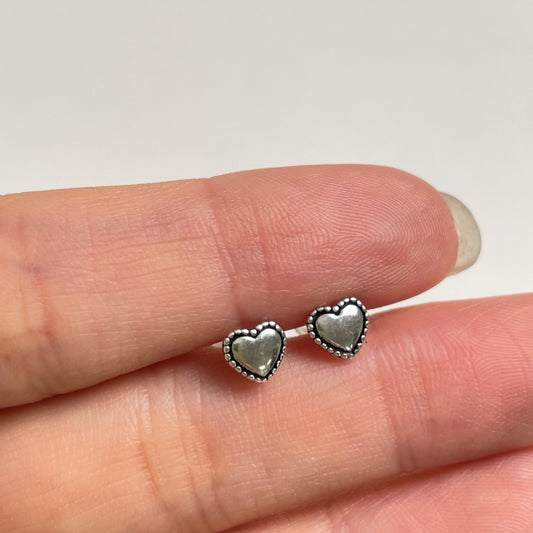 シルバー アンティーク ハート ピアス / SILVER ANTIQUE HEART EARRINGS