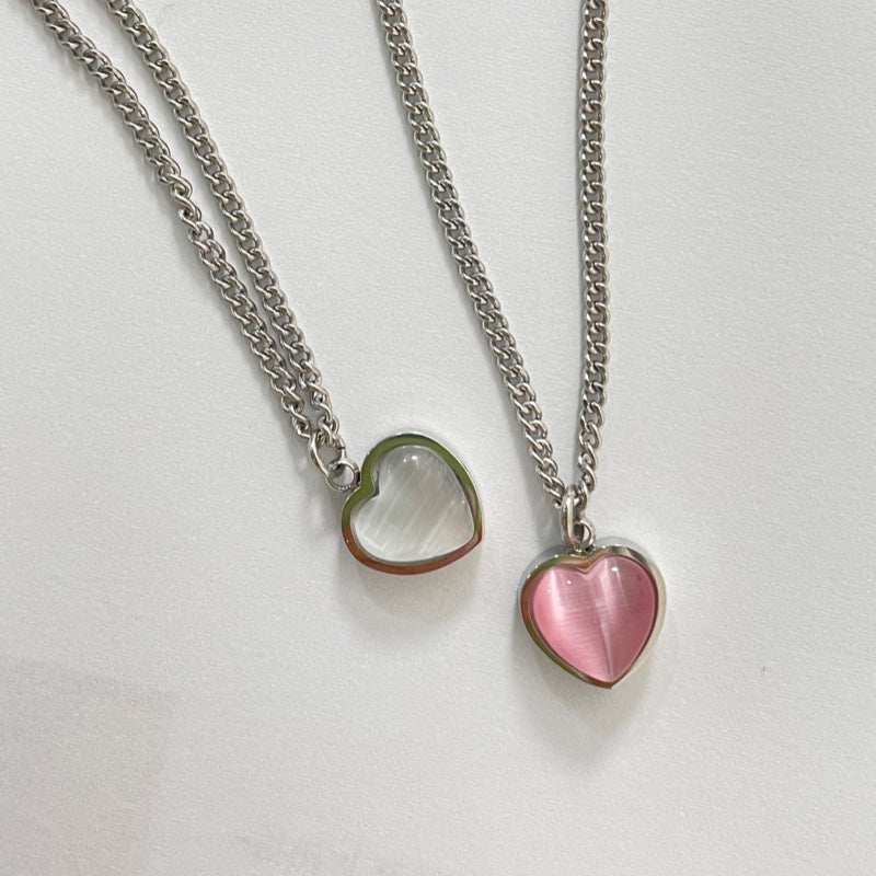 サージカル ジャムストーン ハート ペンダント ネックレス / SURGICAL GEMSTONE HEART PENDANT NECKLACE