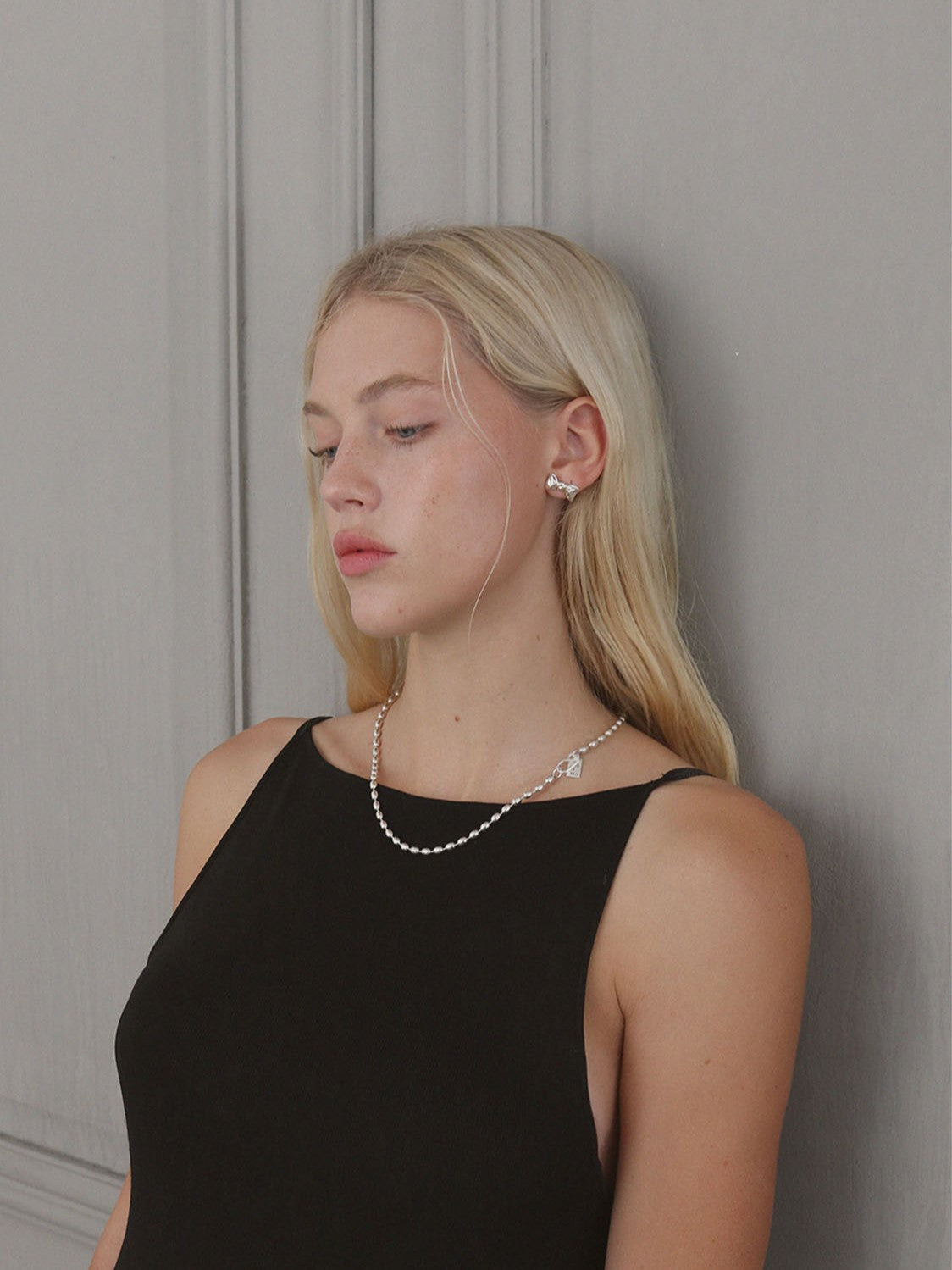 MINI EGG BALL NECKLACE