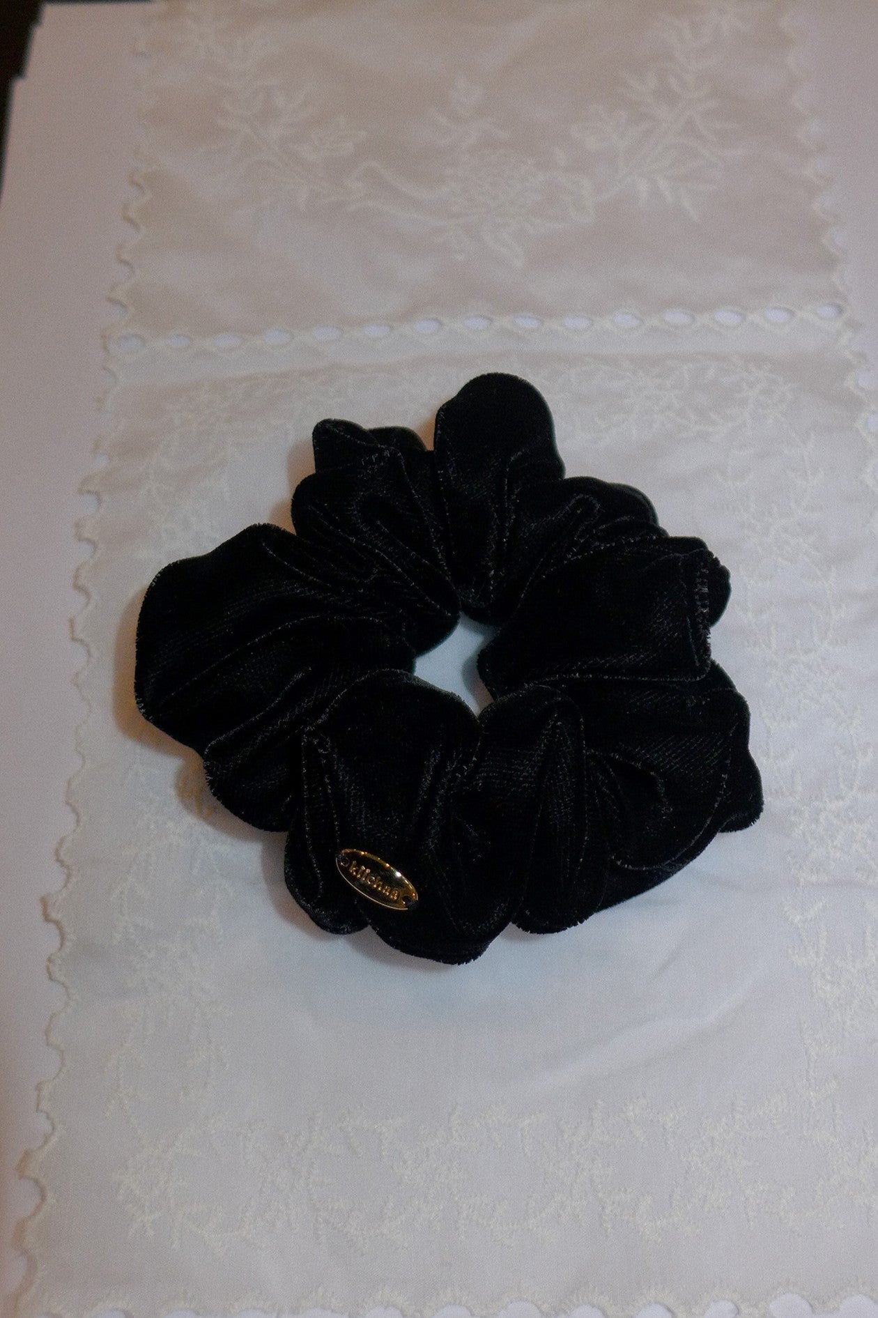 Sabrin Scrunchie