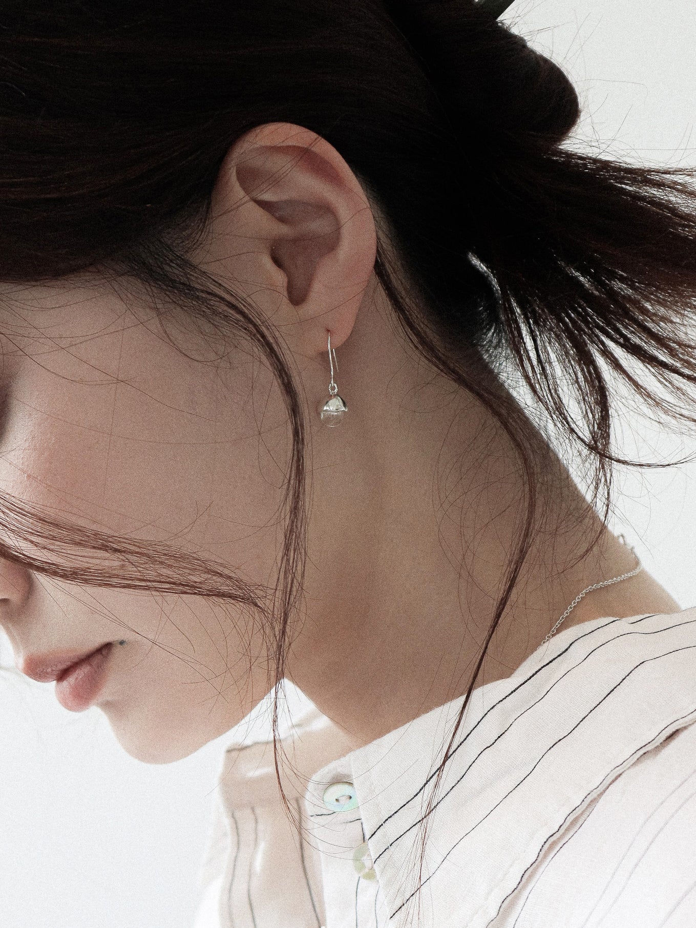 ストーン ボール ピアス（2色） / stone ball earring (2 colors) | アモンズ – amondz