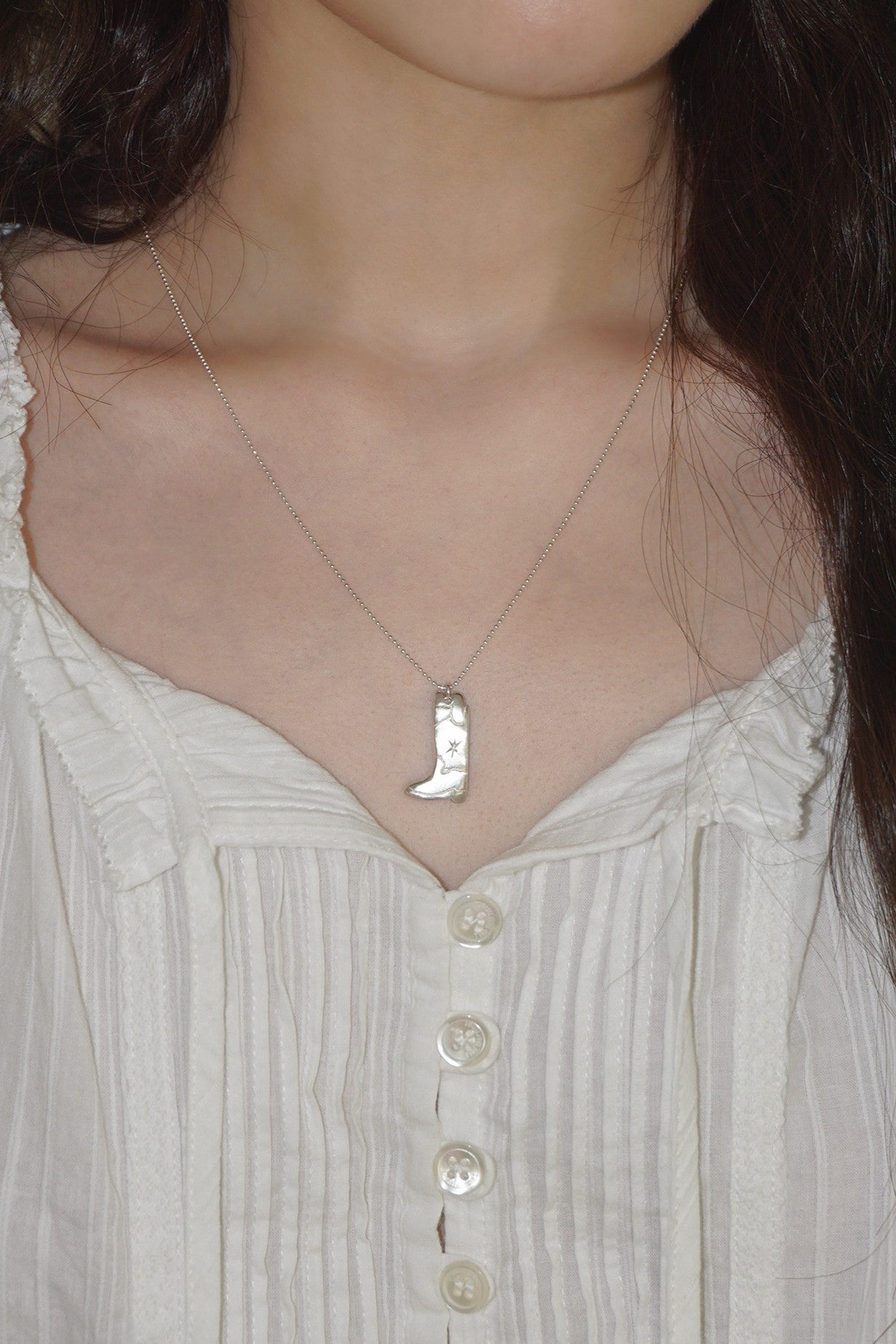 WESTERN BOOTS NECKLACE