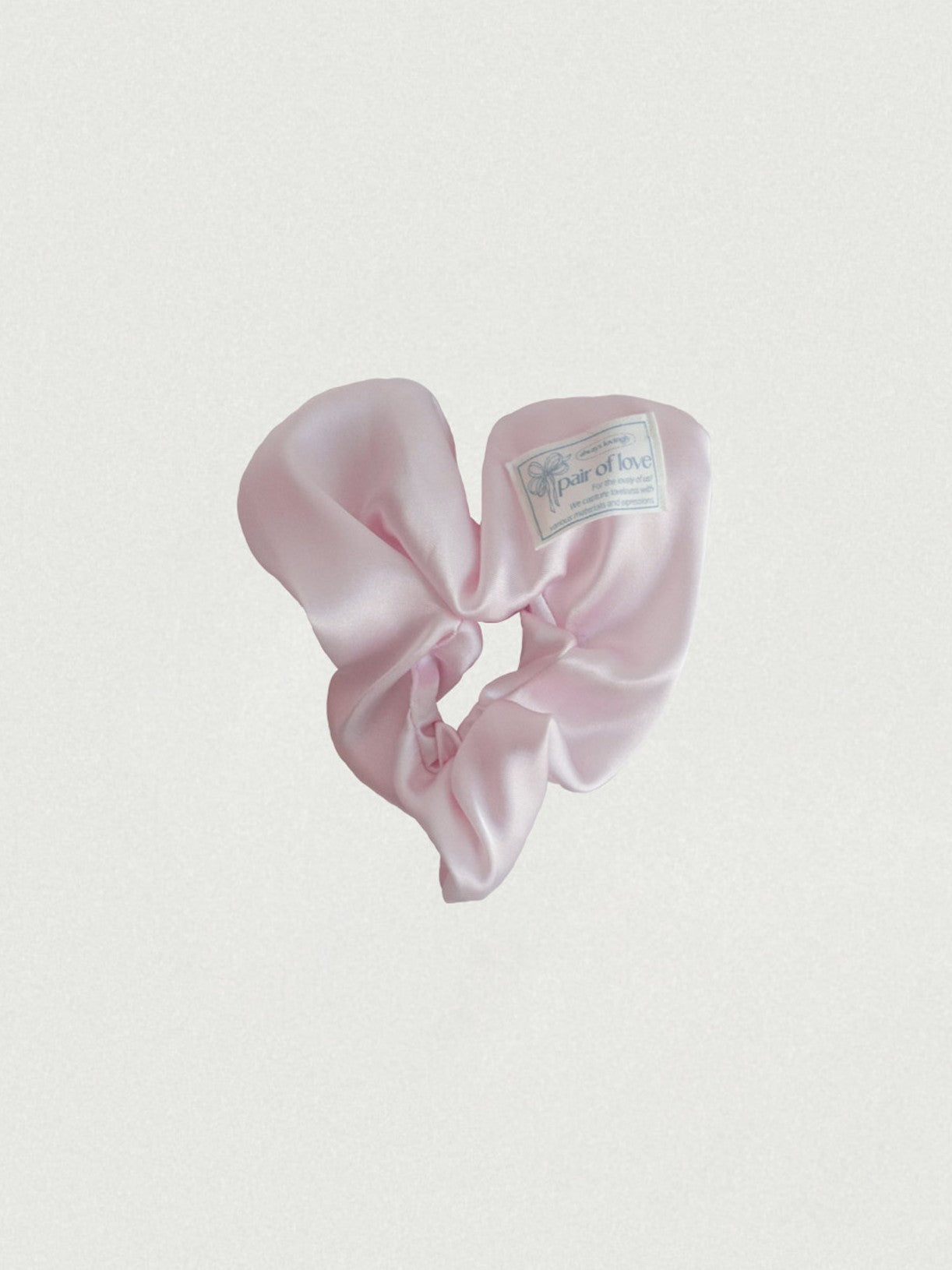 SATIN HEART SCRUNCHIE