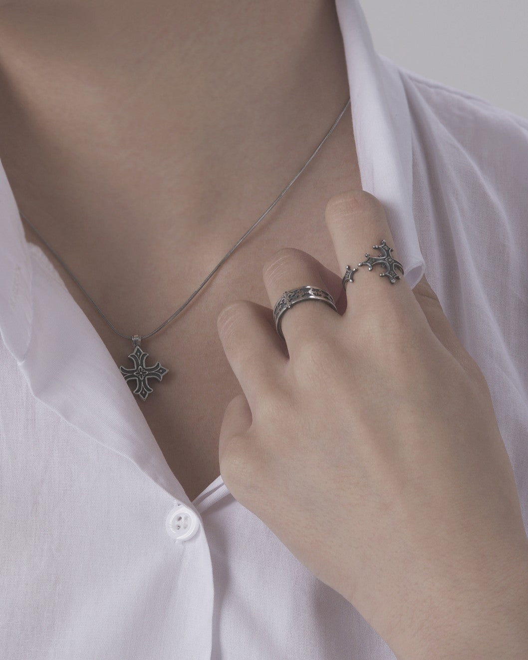 Gothic Pattern Ring