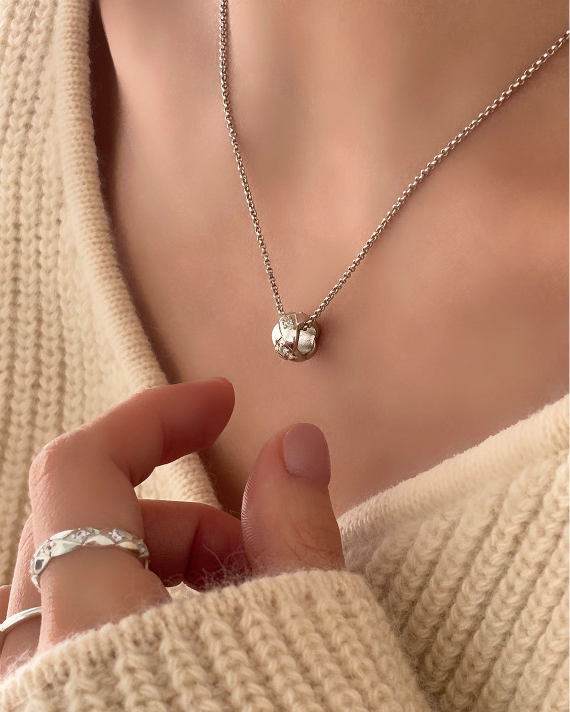 [amondz Exclusive] Twinkle twinkle necklace