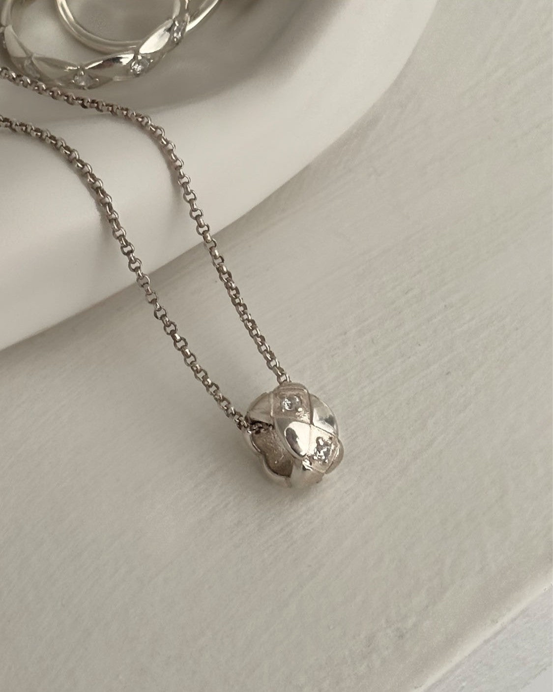 [amondz Exclusive] Twinkle twinkle necklace