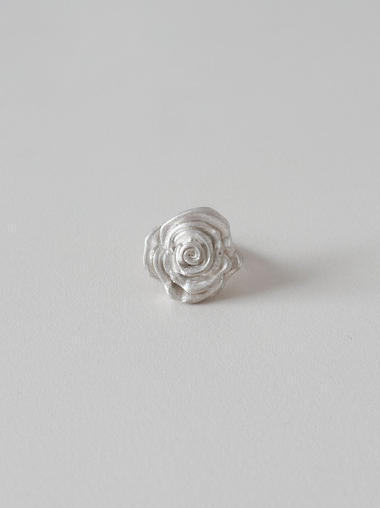 BIG ROSE RING