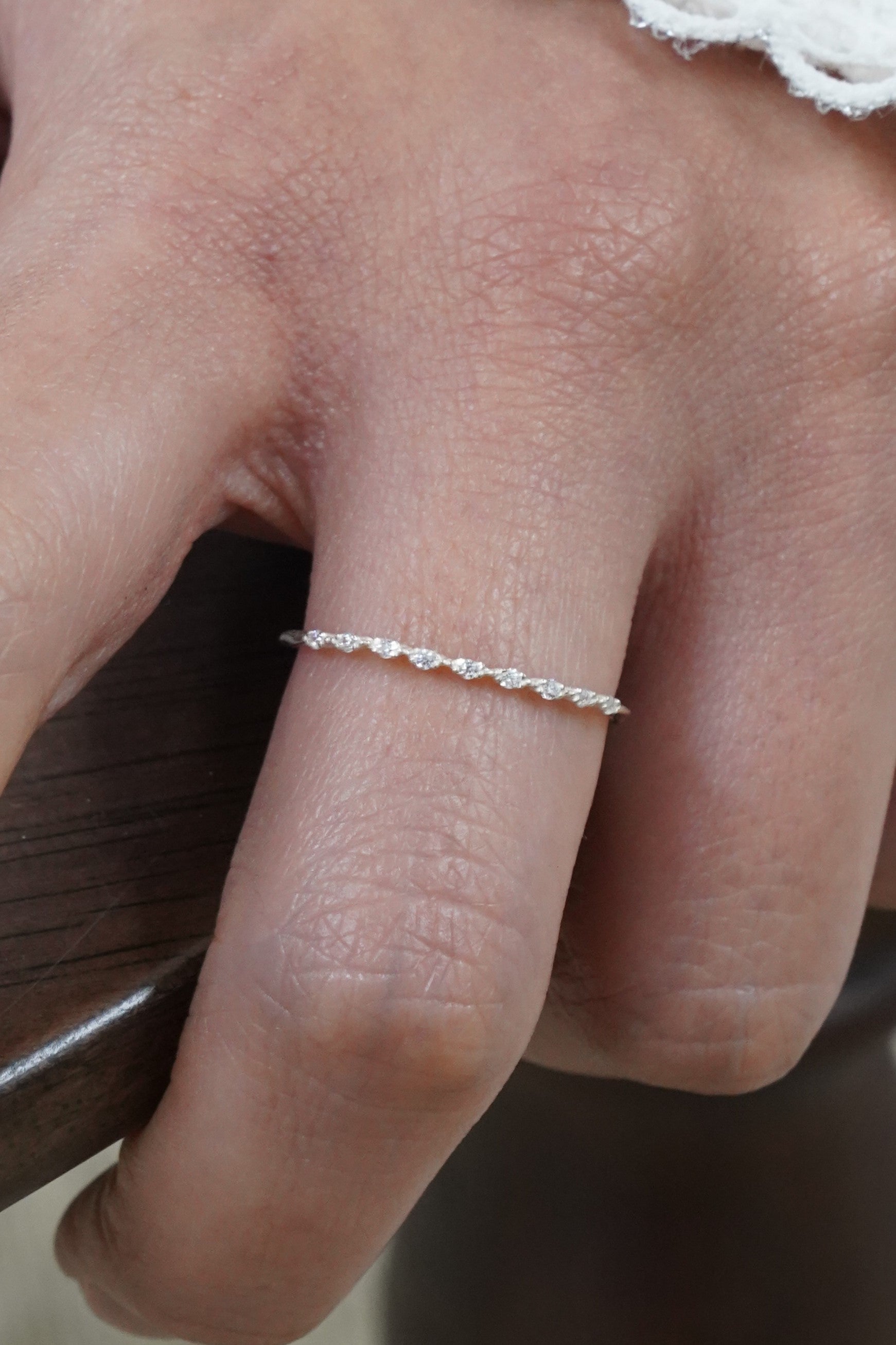 Circular Cubic Twist Line Ring