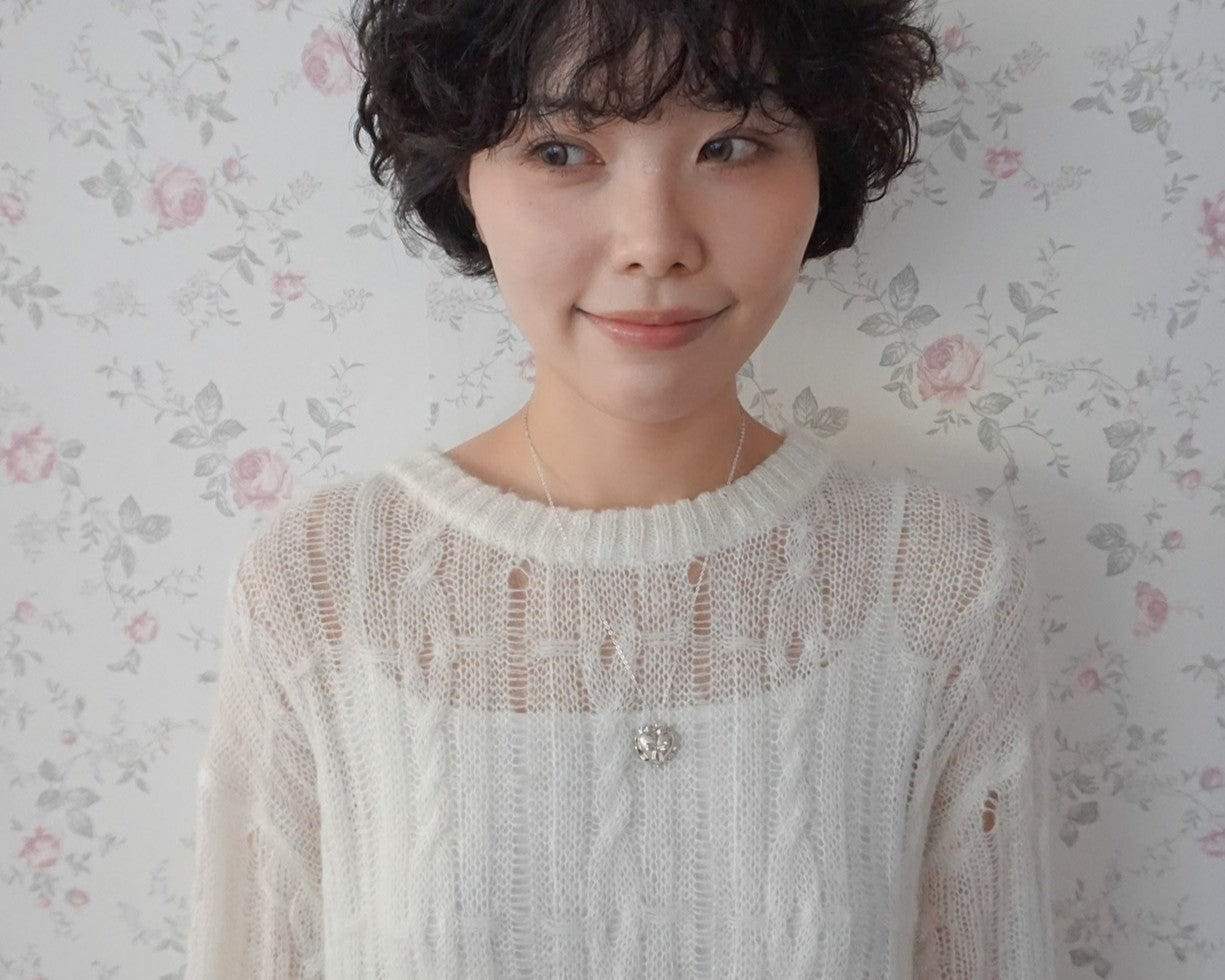 CUSHION HEART RIBBOON NECKLACE