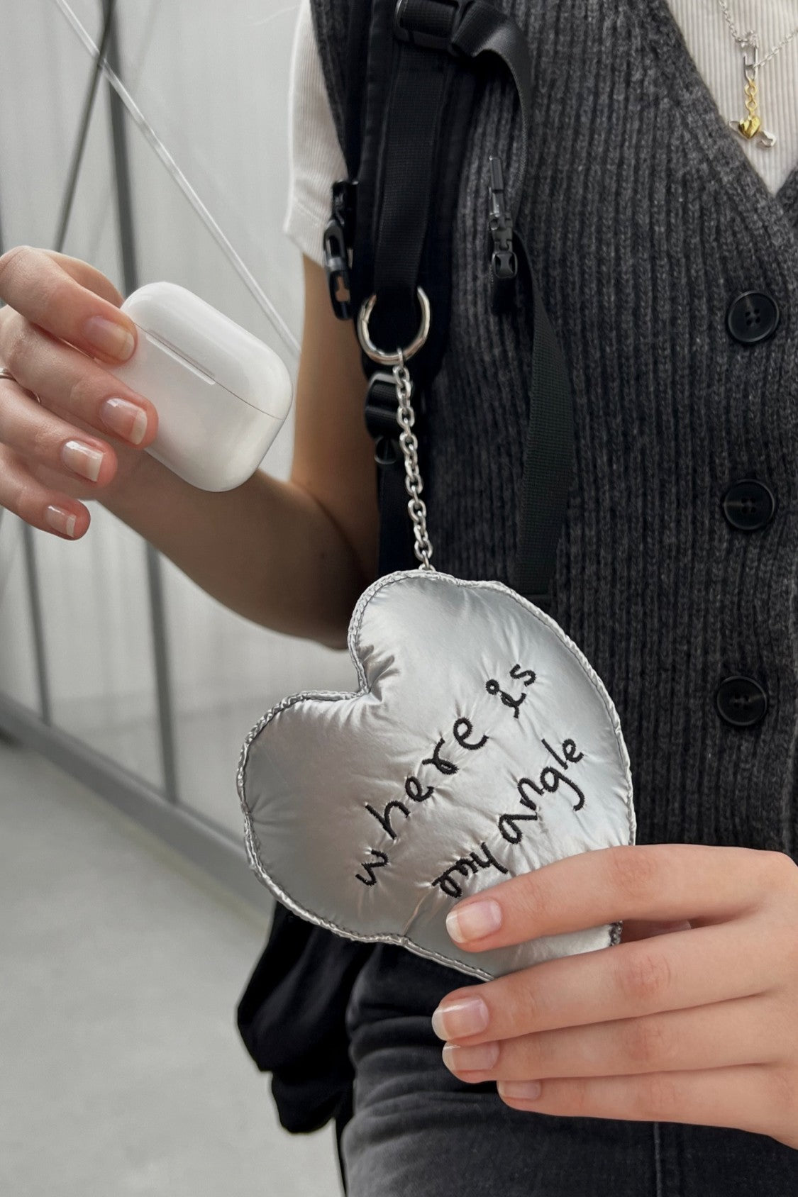 ママハート AirPodsケース