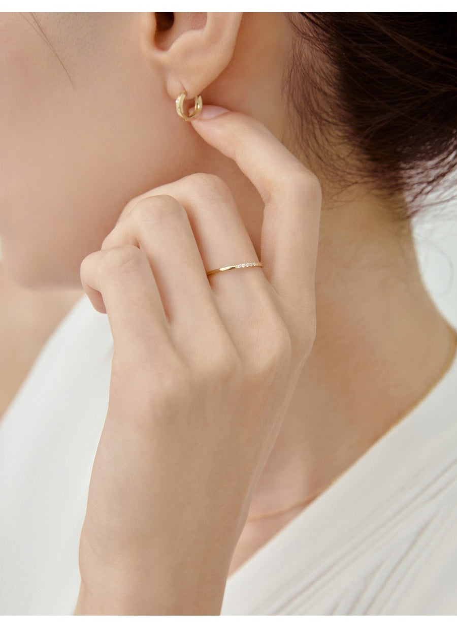 Whitestone 14K Gold Slim Ring