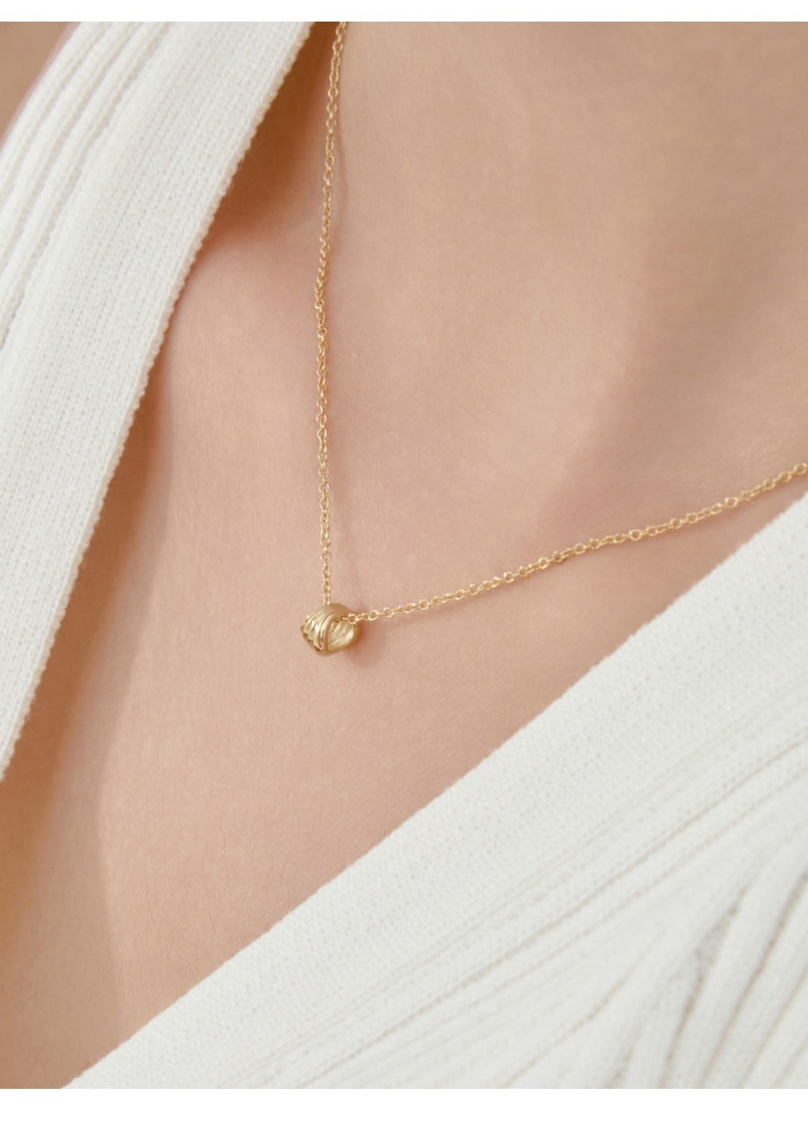 14K シェルモチーフゴールドネックレス