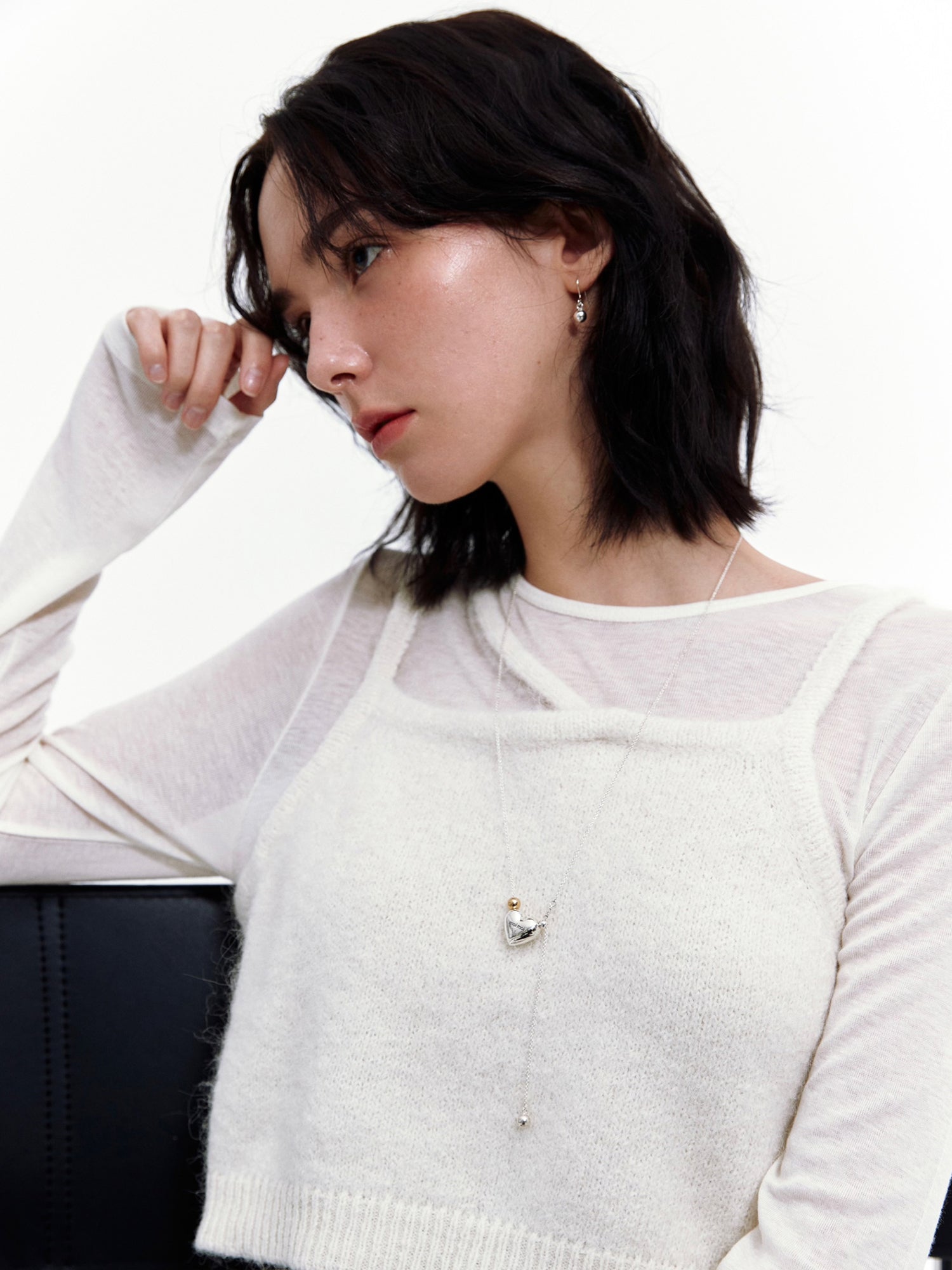 ラブ ミニ ワンタッチピアス / Love mini one-touch earrings (2 colors)