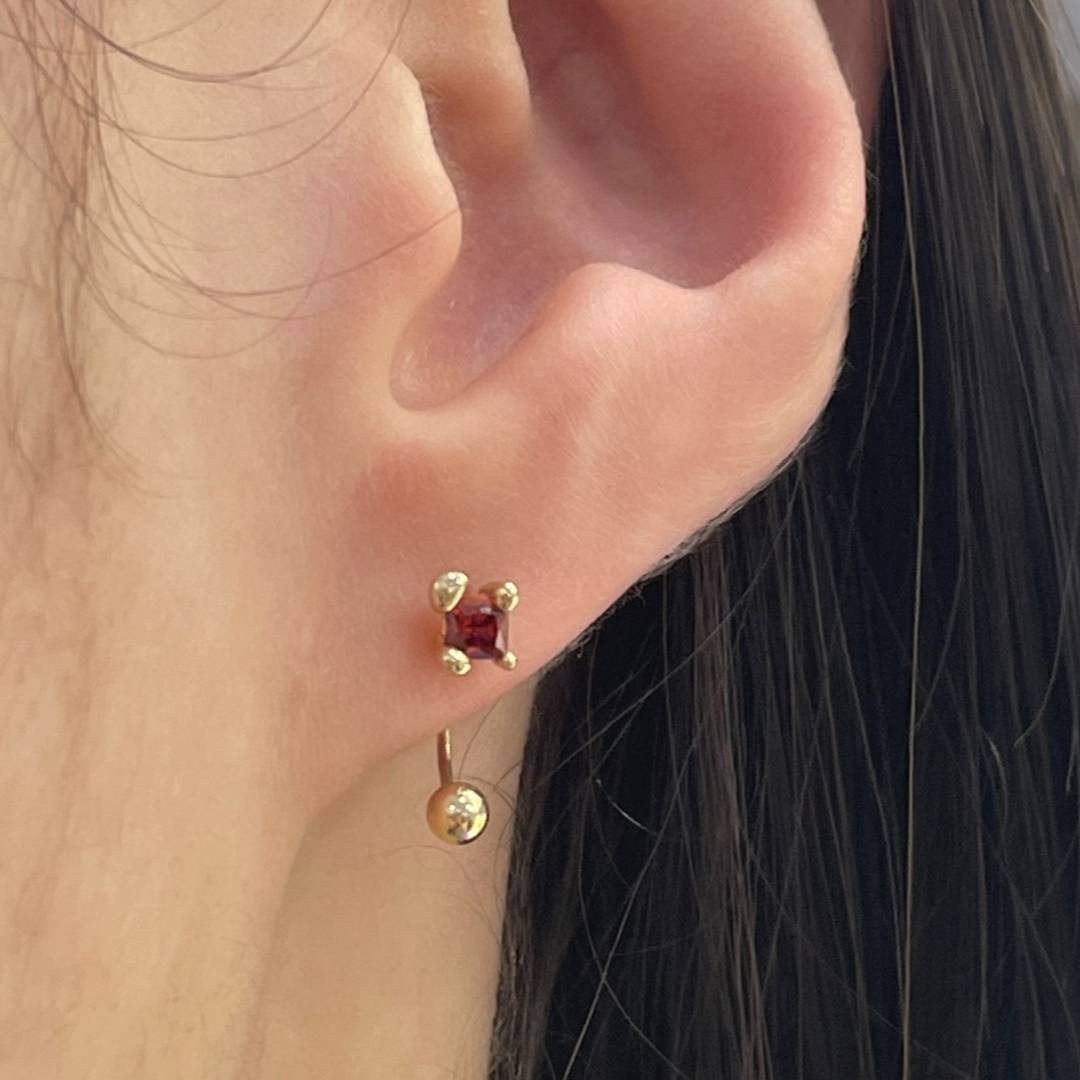 K14 レッド スクエア ブラン ピアス / 14K Red Square Blanc Piercing