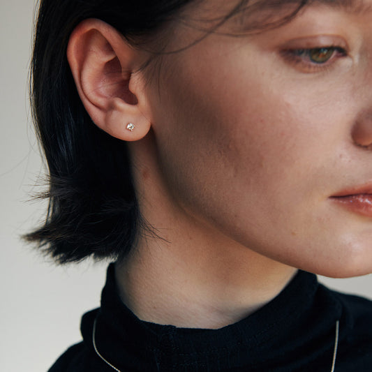 シンプル デュー ピアス (2 SIZE) / SIMPLE DEW EARRING (2 SIZE)