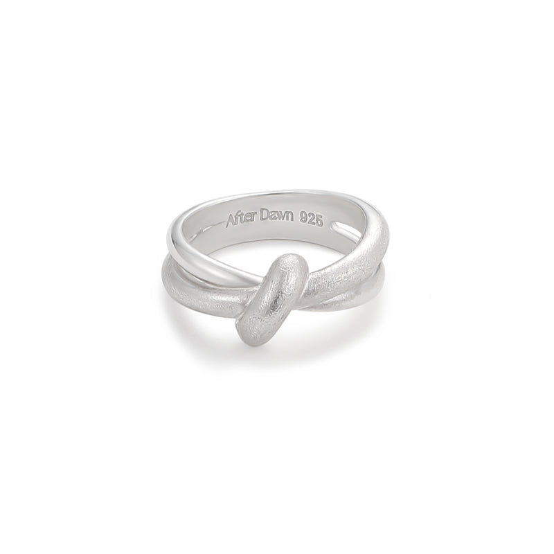 BRIEF KNOT RING