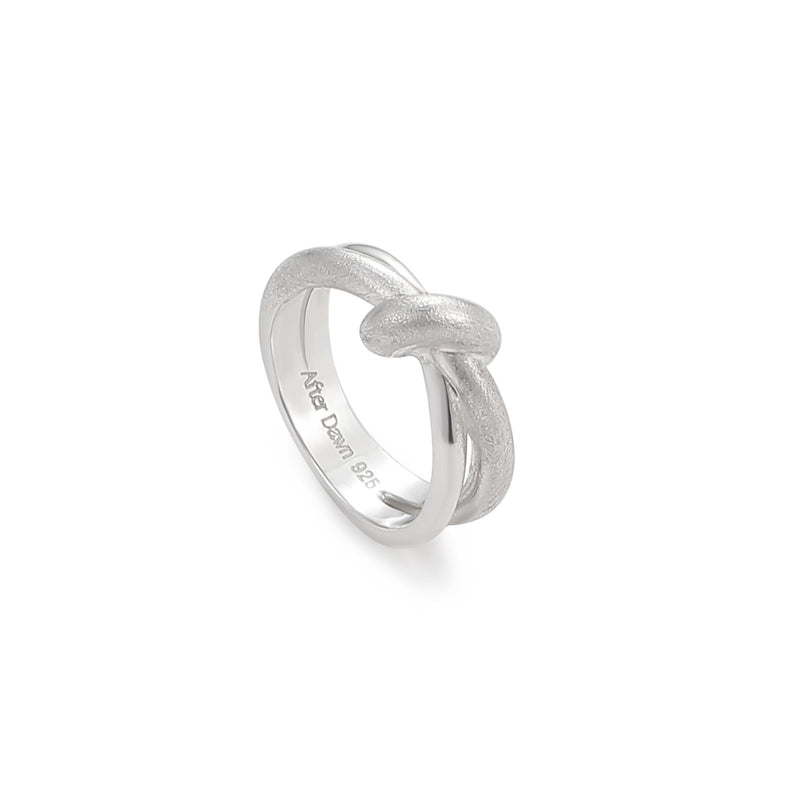 BRIEF KNOT RING