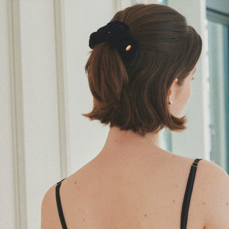Sabrin Scrunchie