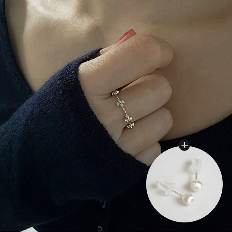 unit clover ring