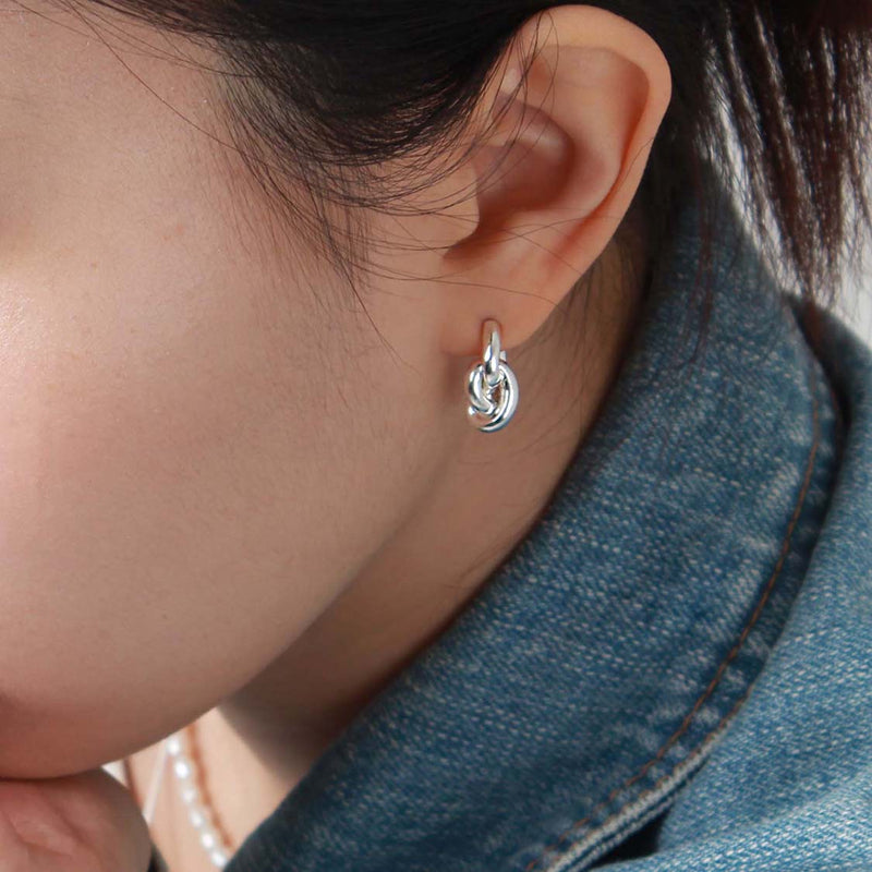 knot earrings