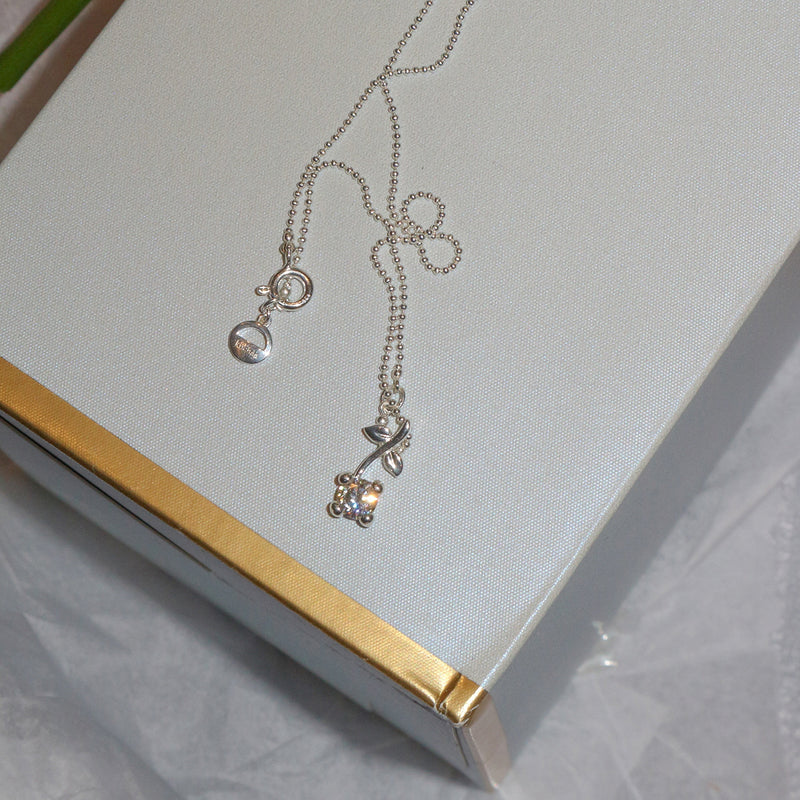 Flower Necklace