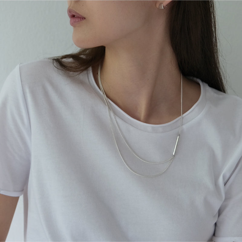 Double chain necklace