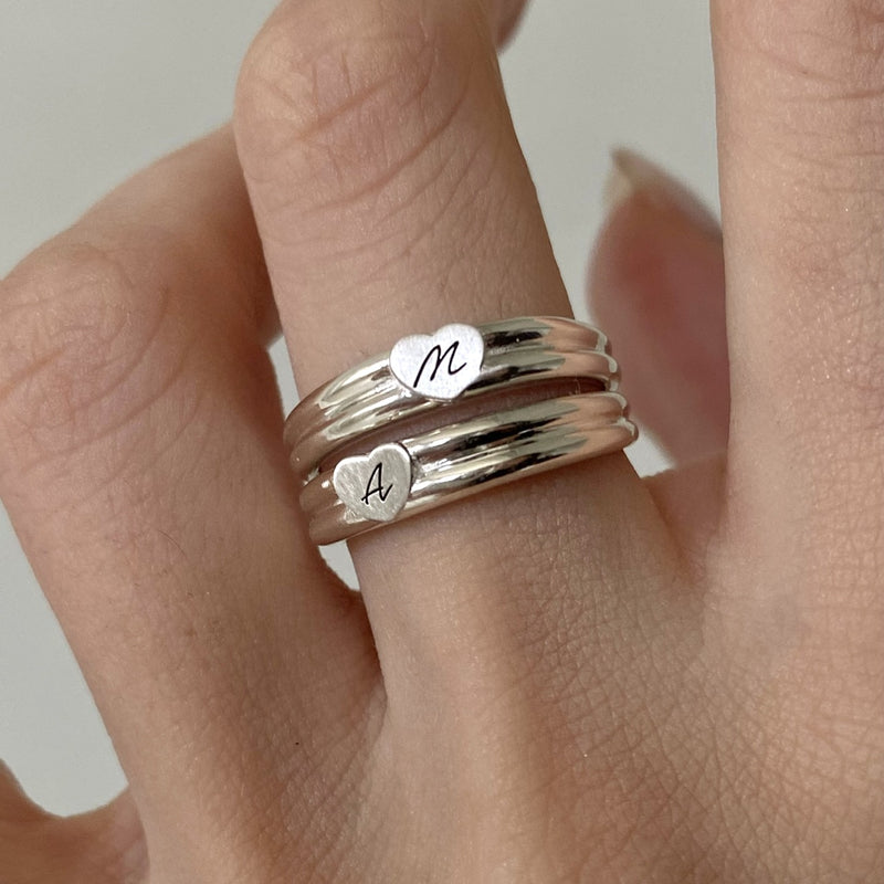 Petit initial ring (engraved)