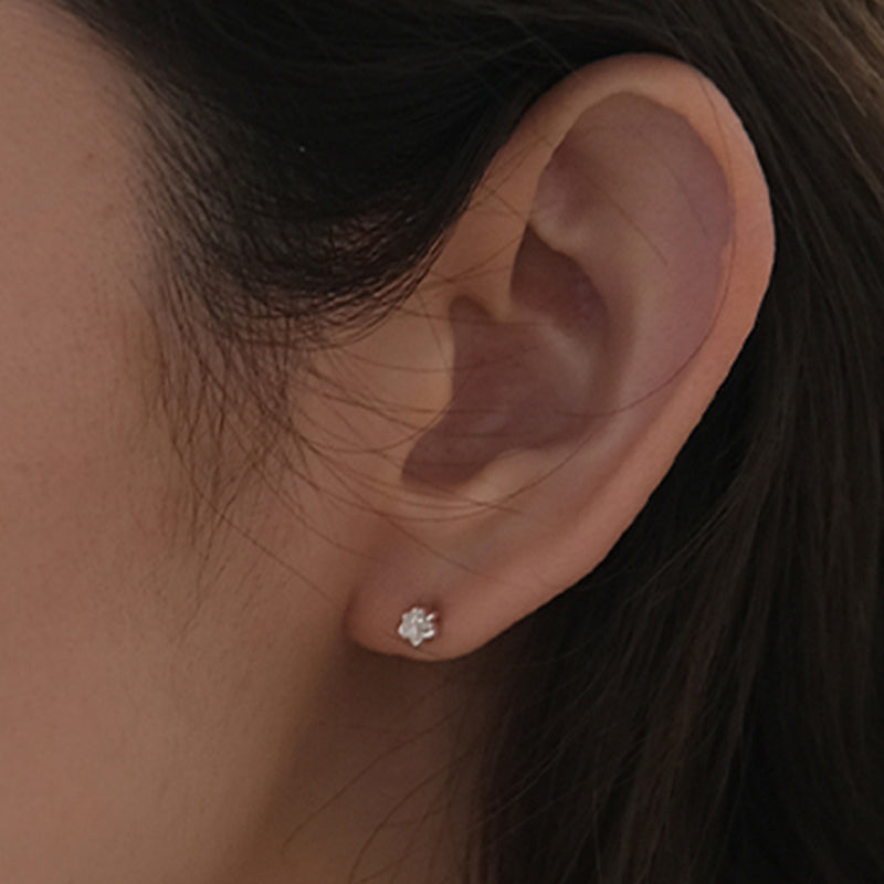 Popcorn flower mini earring