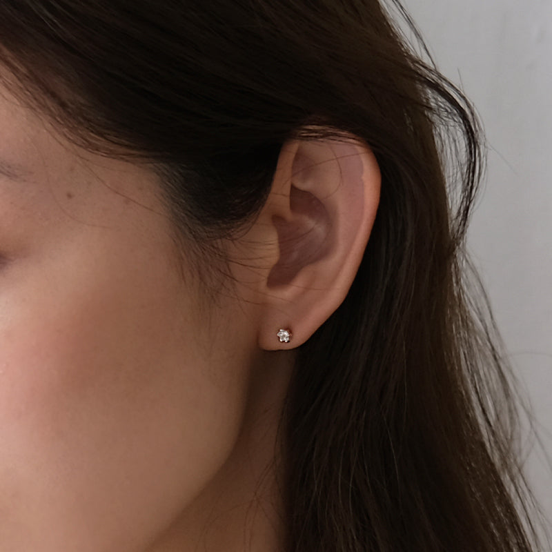 Popcorn flower mini earring