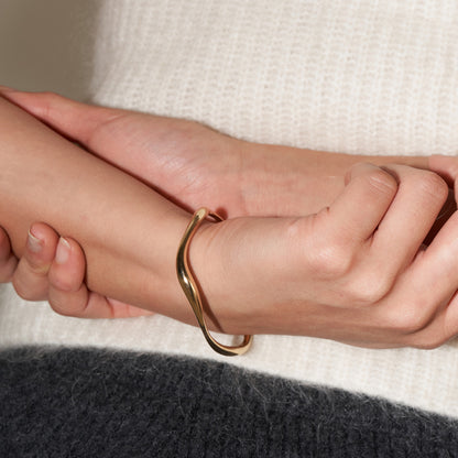 flowing bangle