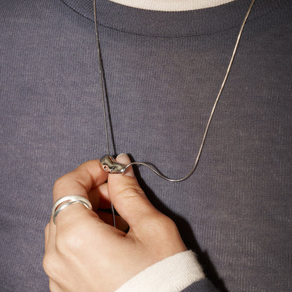 [セレブ『シミ』さん着用] drop bean necklace
