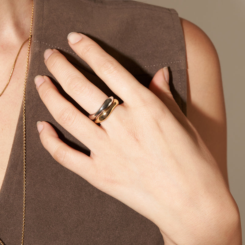 flowing ring