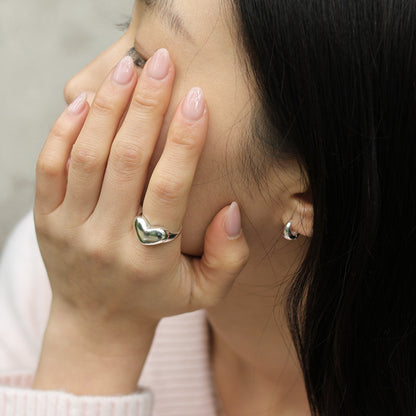 Modern heart ring