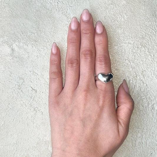 Modern heart ring