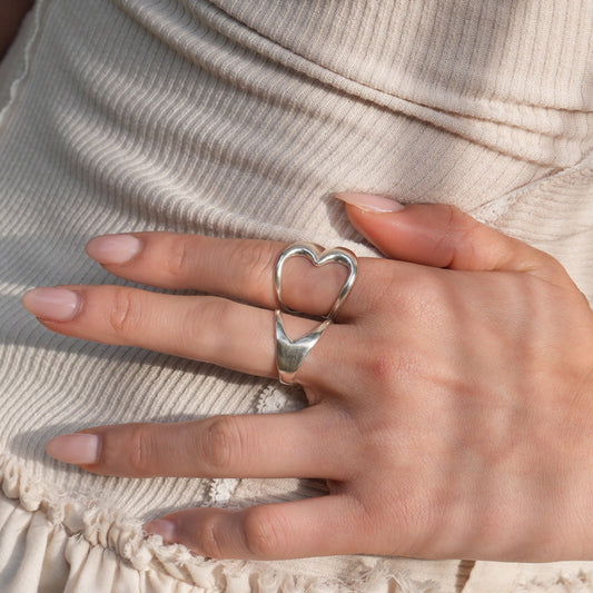 Connected love ring (Top)