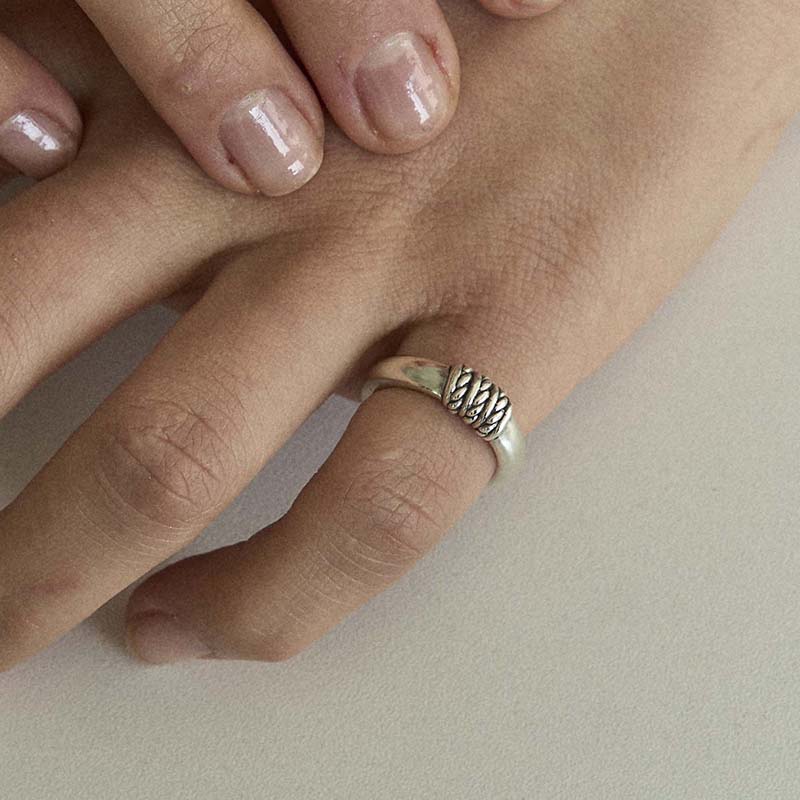 vintage rope ring