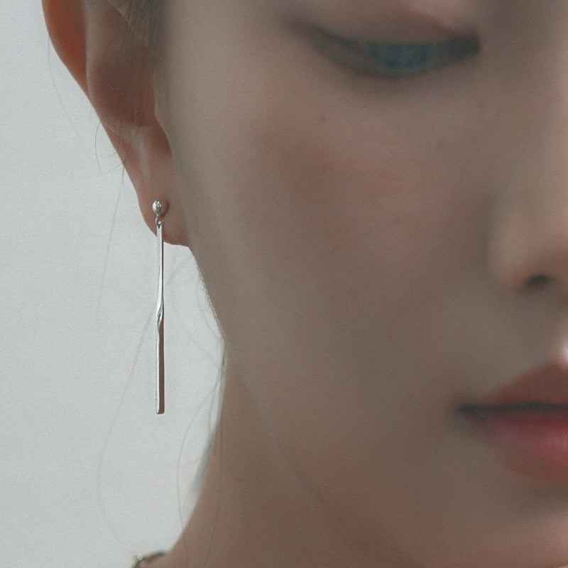 twist drop earring_L