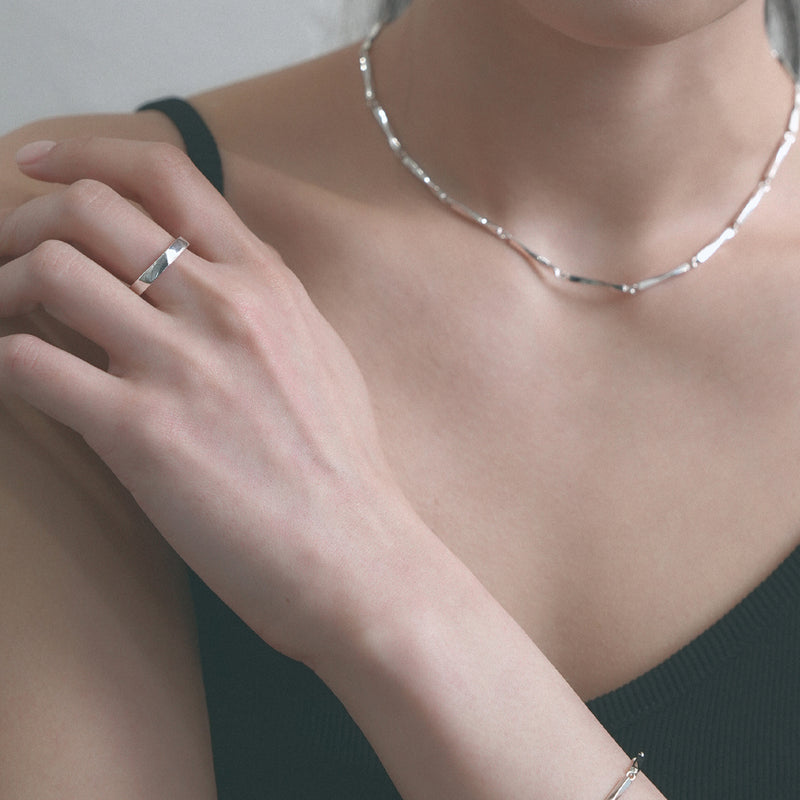 swan ring