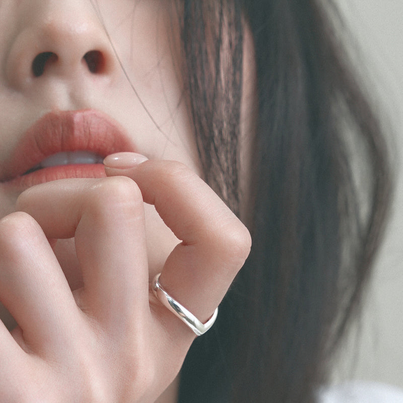 loVe ring