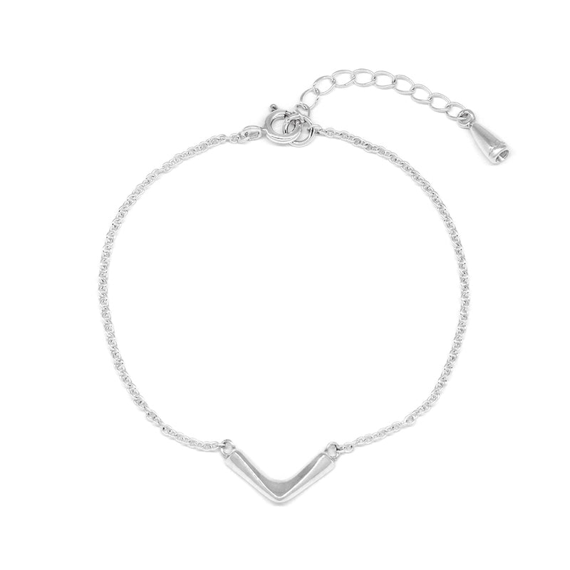 loVe chain bracelet