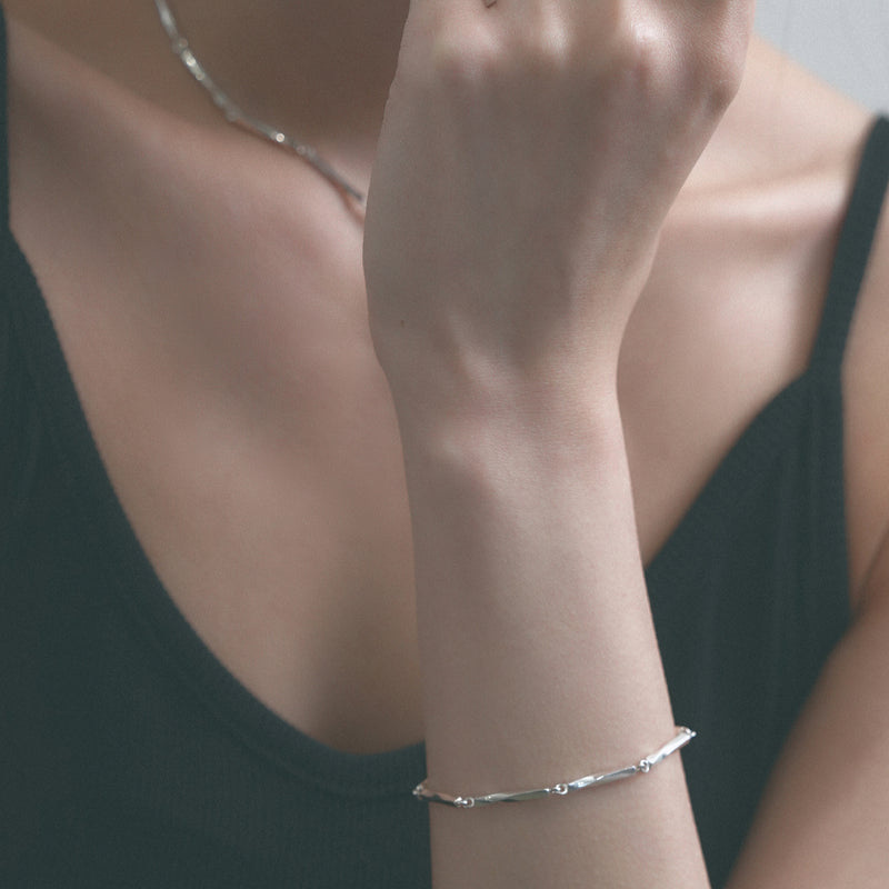 embrace link bracelet