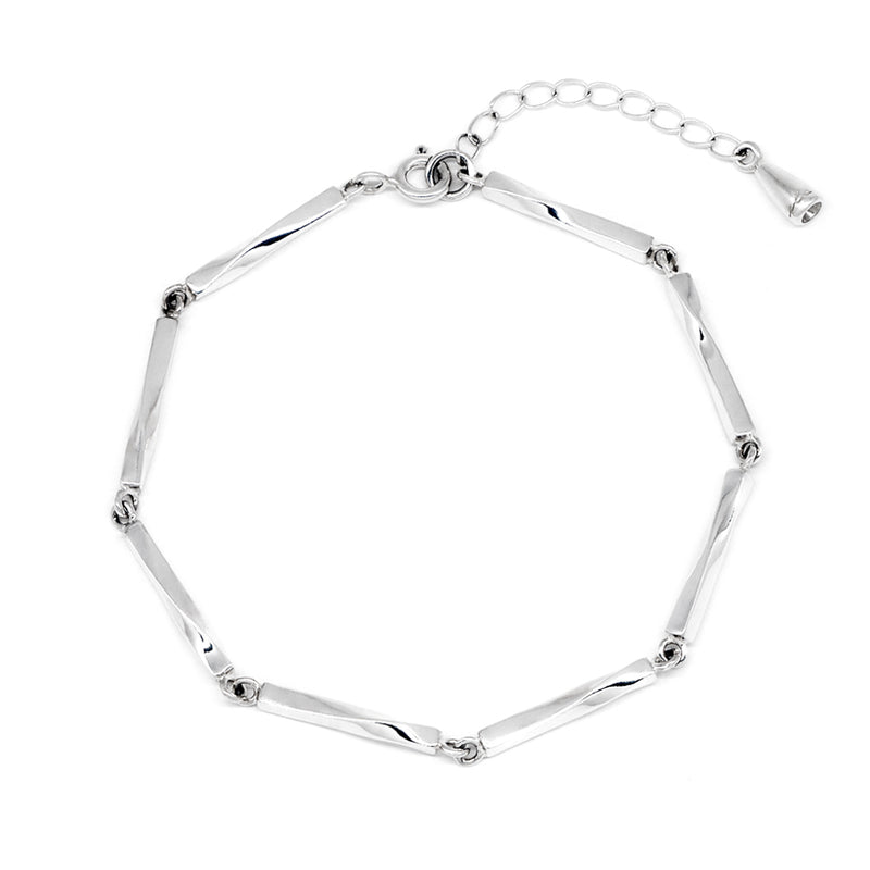 embrace link bracelet