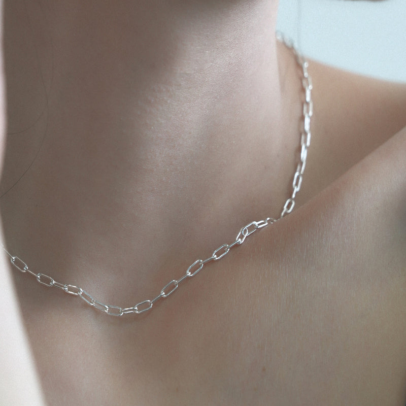 clip chain necklace