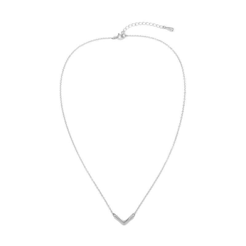 loVe chain necklace