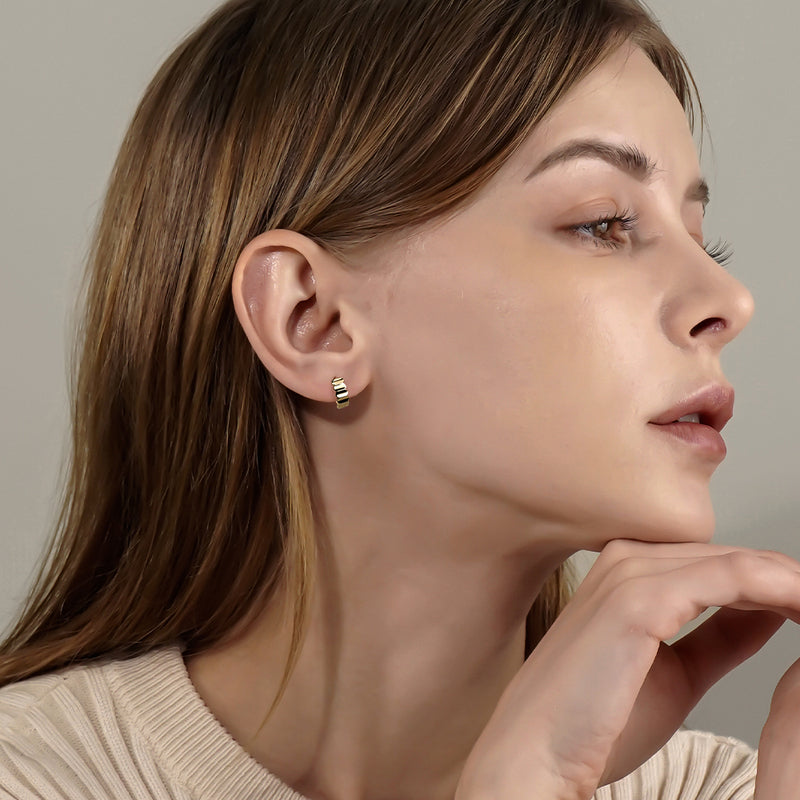 [amondz exclusive] K14Gold Round Flat Oval Daily One-Touch Ring Earrings