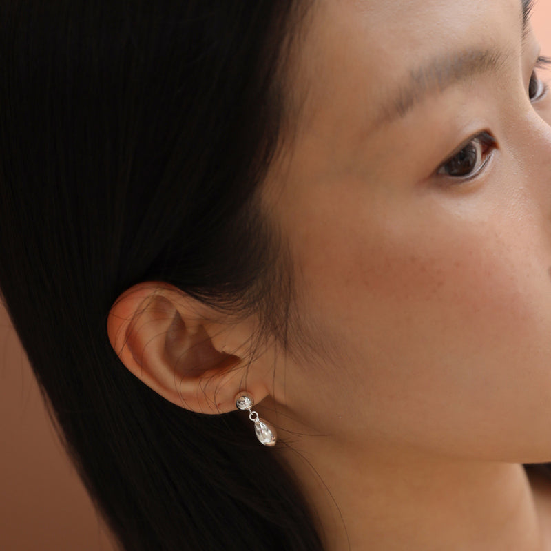 Dew drop earring