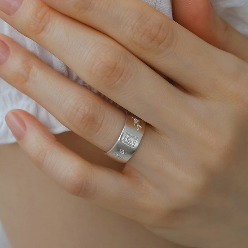 Bold Olive Drawing Ring